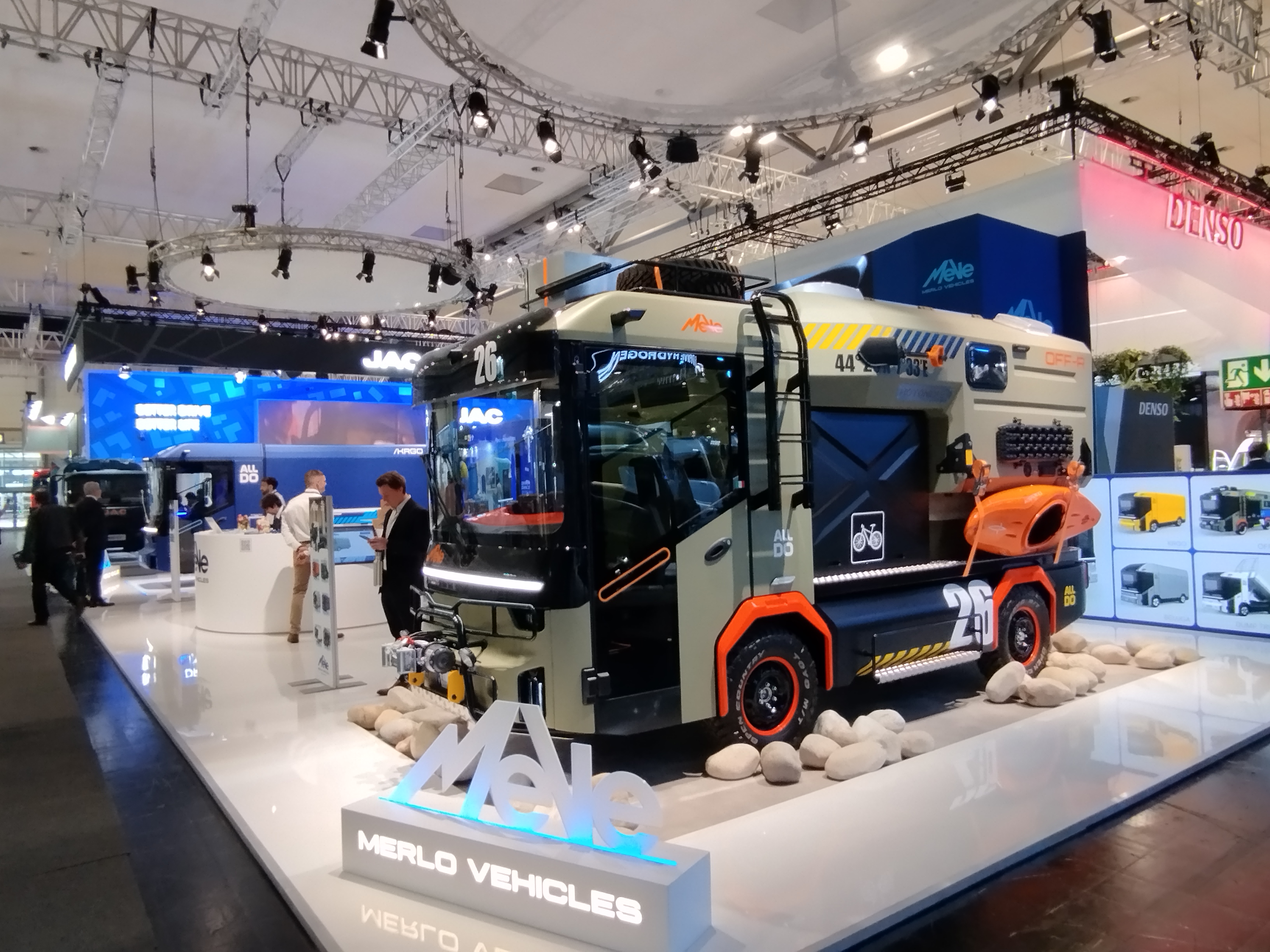 Pojazd u�ytkowy JAC na targach IAA Transportation 2026