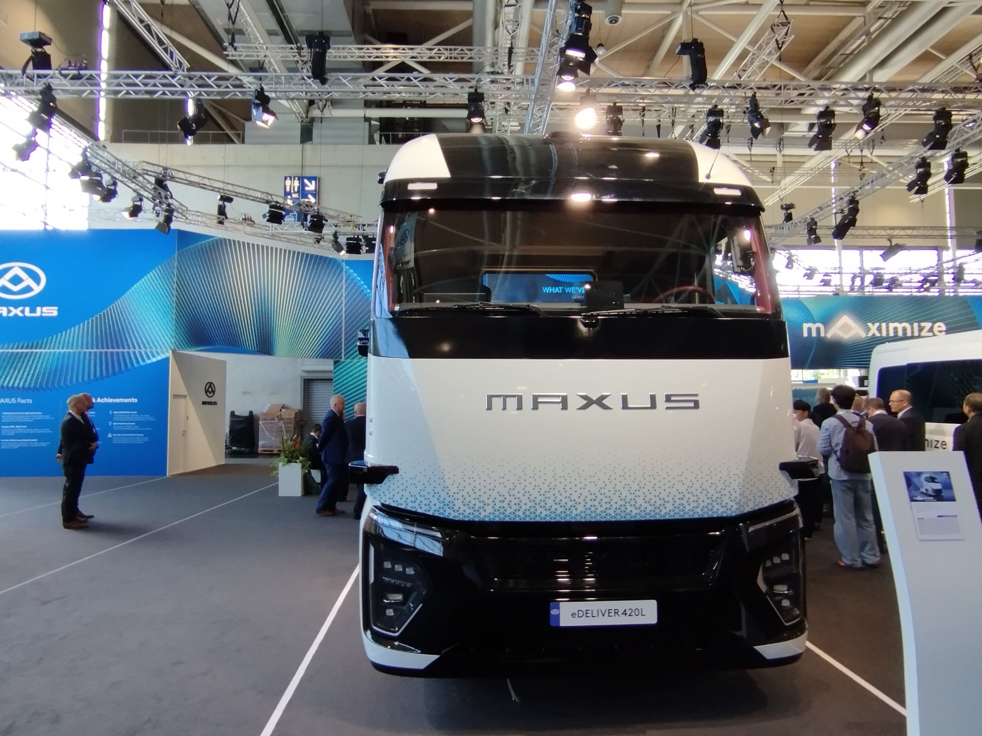 Ci�ar�wka Maxus na targach IAA Transportation 2026