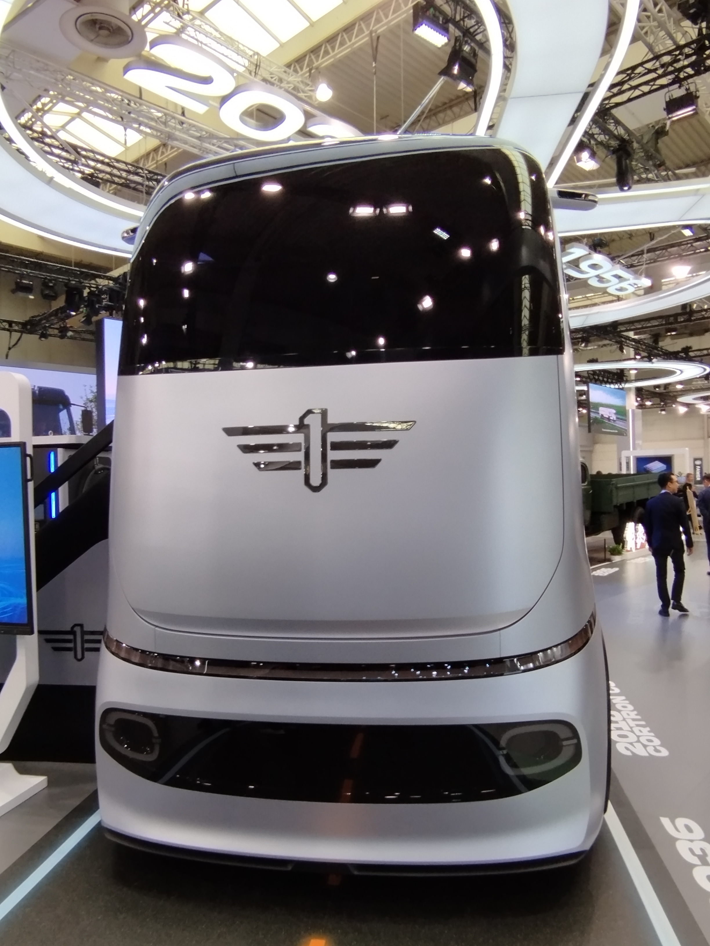 Koncepcyjna ci�ar�wka na targach IAA Transportation 2026