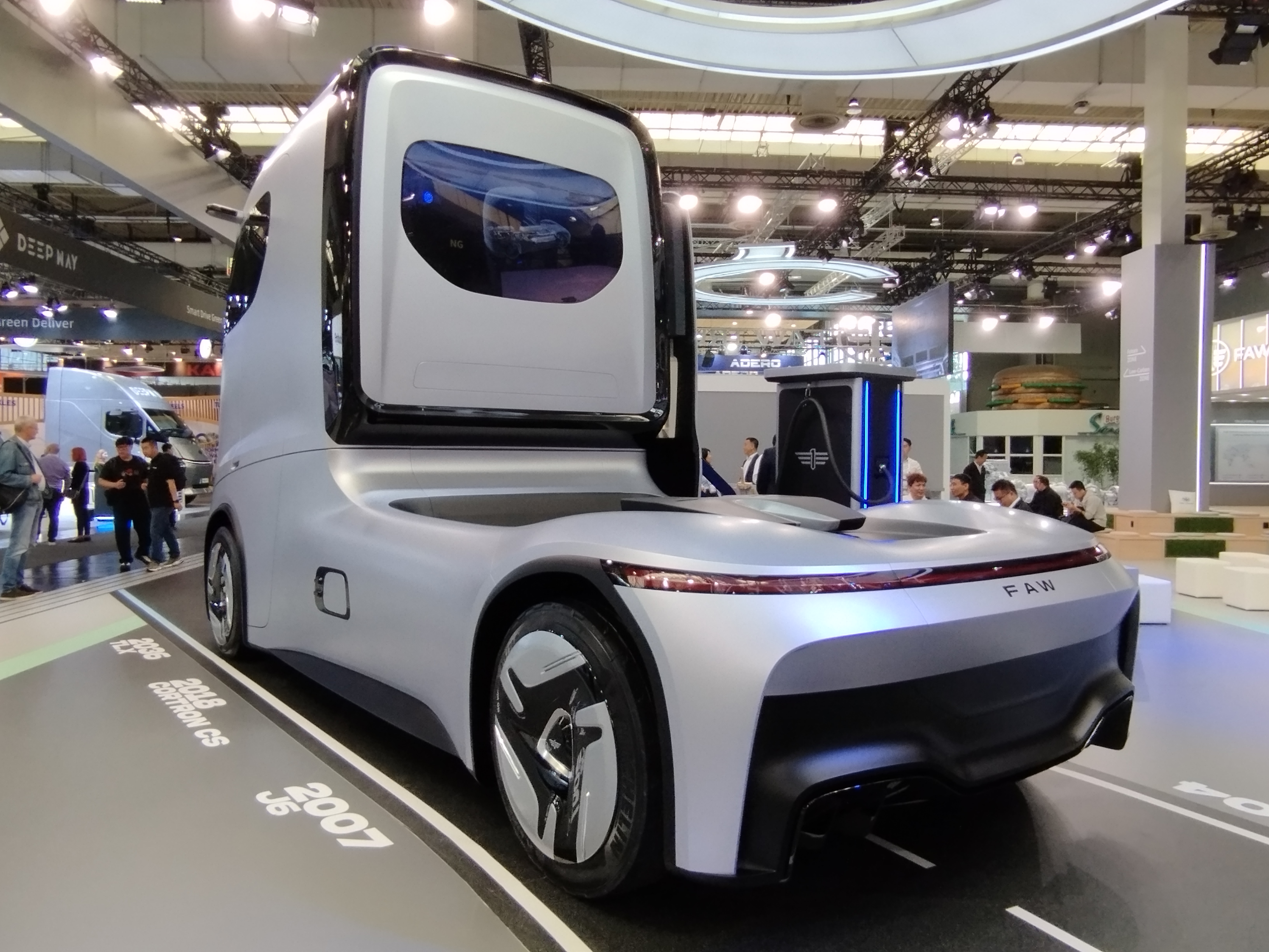 Ci�ar�wka na targach IAA Transportation 2026