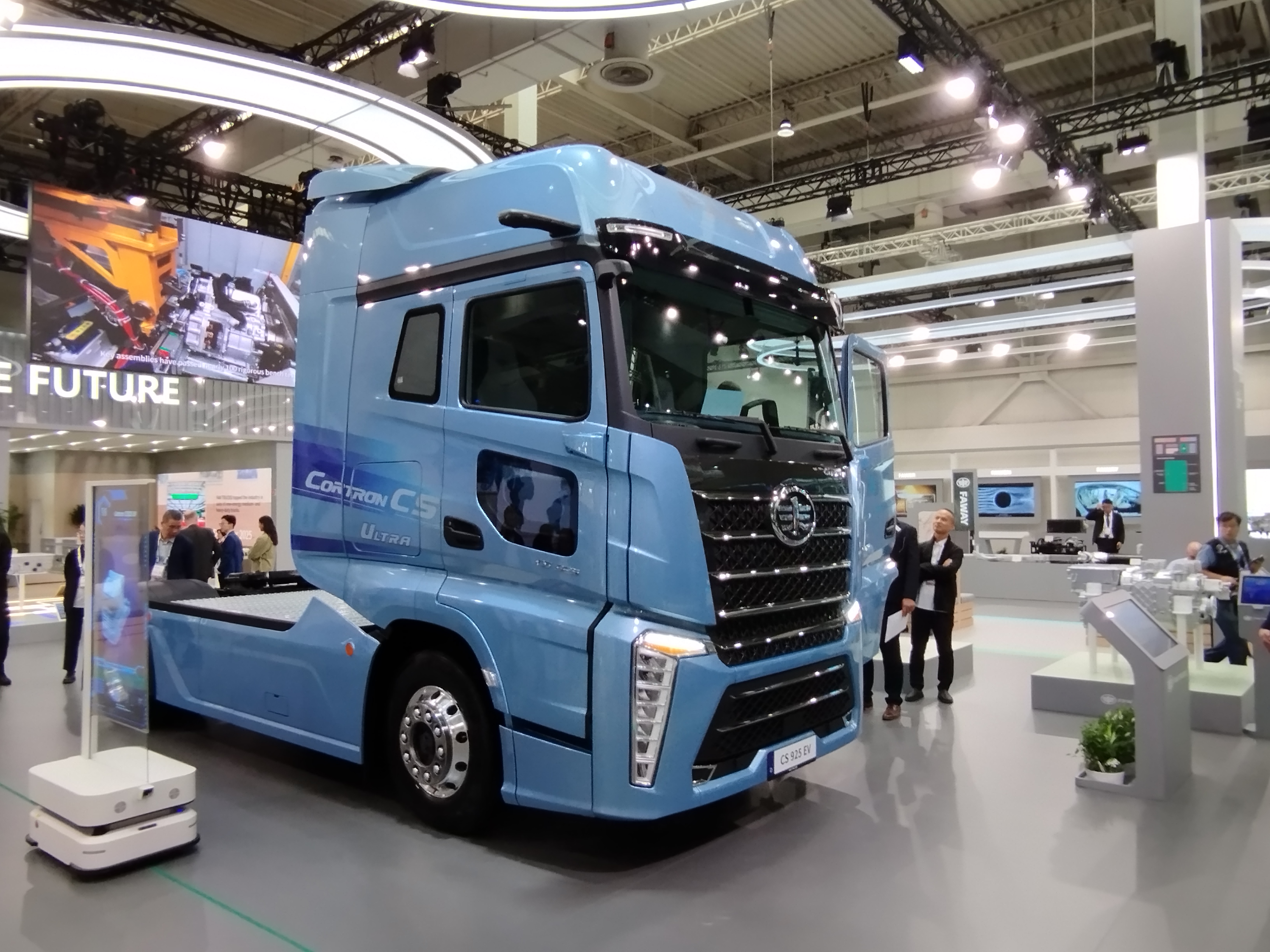 Ci�ar�wka FAW na targach IAA Transportation 2026